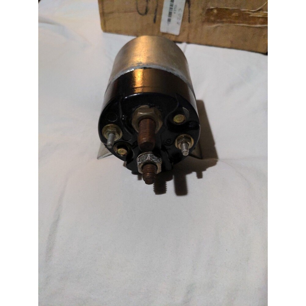 Vintage 12v delco remy starter solenoid New old Stock DLA700-84-D-A102-1998